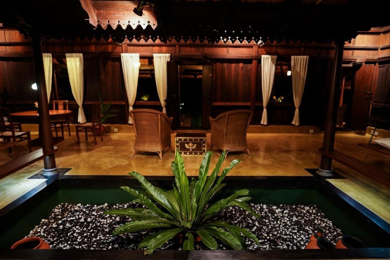 Lakeshore Villa アーラップーザ県 エクステリア 写真